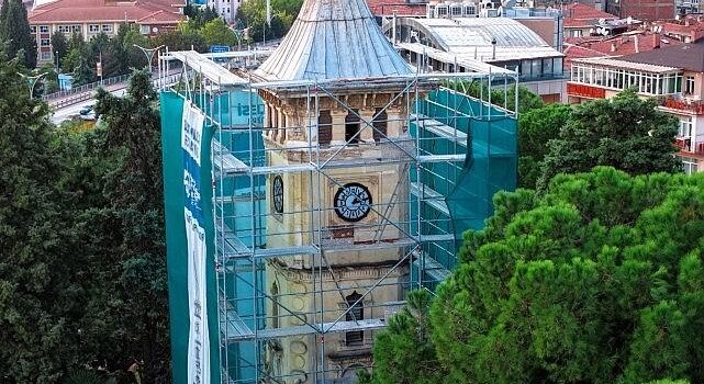 Büyükşehir’den İzmit Saat Kulesi’nde titiz çalışma