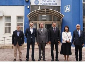 Ege Meslek Yüksekokulunda Üniversite-Sanayi İş Birliği Toplantısı Gerçekleştirildi