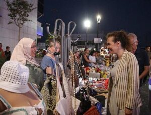 “El Emeği Gece Pazarı” bayanlara yarar kapısı oldu