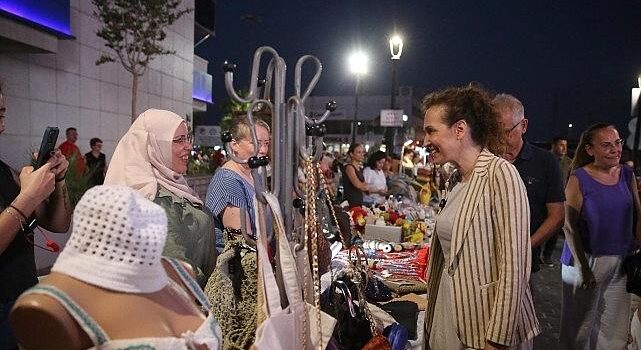 “El Emeği Gece Pazarı” bayanlara yarar kapısı oldu