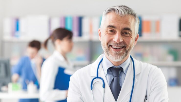 Emekli Hekim Maaşı Neden Kesiliyor?