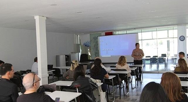 EÜ AROM’da Erasmus K2 proje tecrübeleri paylaşıldı