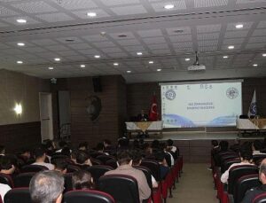 EÜ’de “Atatürk’ün Barış Politikası” konuşuldu