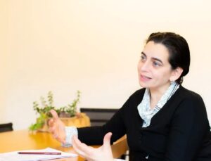 Evdeki İş Yükü Kız Çocuklarının Eğitim Hayatını Olumsuz Etkiliyor
