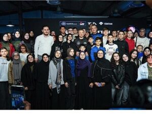 Gençler, Alper Gezeravcı ile buluştu