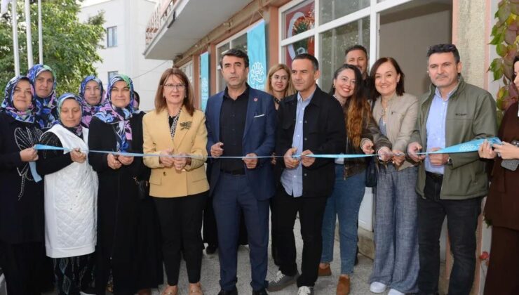 Hasanağa Mahallesi Kadın Yardımlaşma ve Dayanışma Derneği Hizmete Açıldı