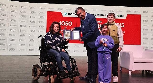 İnanç, Kitap Fuarı’nda “Can Veren Pervaneleri” anlattı