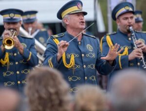 İzmir’de Cumhuriyet Kutlamaları Devam Ediyor