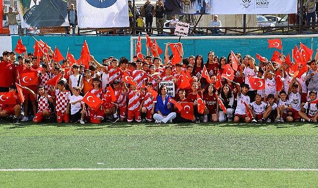 Karabağlar ‘da Amatör Spor Kulüplerine Büyük Dayanak