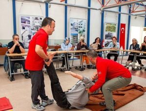 Karşıyaka Afet Gönüllüleri’nde 2. devir kayıtları başladı