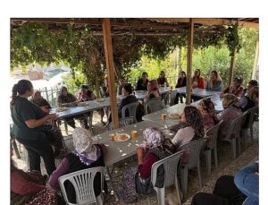 Karşıyaka’da mahalle mahalle bayan dayanışması!