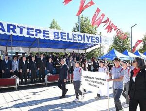 Kartepe’de 29 Ekim Coşkusu