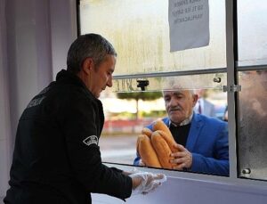 Kemalpaşa’da Halk Ekmek’e Ağır İlgi
