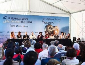 “Kesilmiş Bir Ağaç Gibi” ve “Noir” sinemaları seyirciyle buluştu