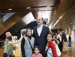 Lider Altay 12. Konya Kitap Günleri’ne Katılan Kitapseverlere Teşekkür Etti