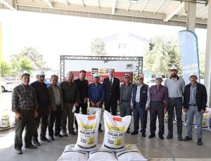 Lider Altay: “Hayvancılık Yapan Çiftçimize Bu Yıl 80 Ton Macar Fiği Dayanağı Yapıyoruz”
