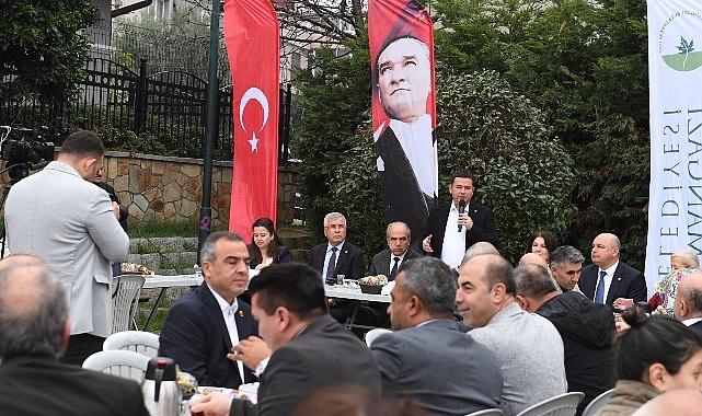 Lider Erkan Aydın Yenibağlar Mahallesini ziyaret etti