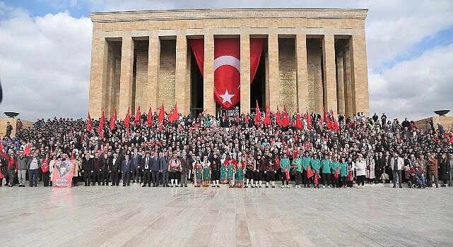 Lider Özarslan ve Binlerce Keçiörenli Anıtkabir’de Ata’nın Huzurunda