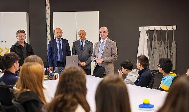 Lider Pekyatırmacı’dan Okul Dışı Öğrenme Ortamlarına Ziyaret
