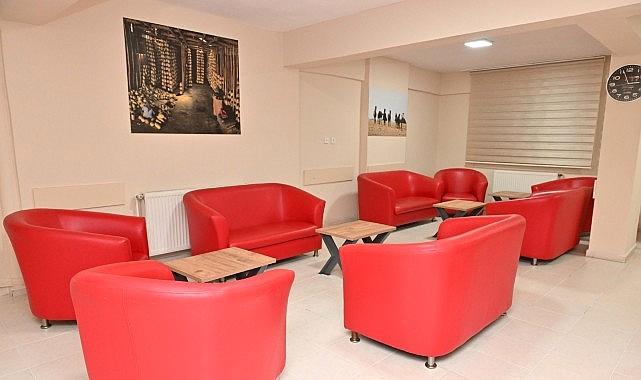 Manisa Büyükşehir’den Üniversiteli Kızlara Yurt Dayanağı