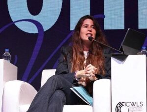 Milletlerarası Çeşme Bayan Önderler Doruğu dayanışma ve umut iletileriyle sona erdi