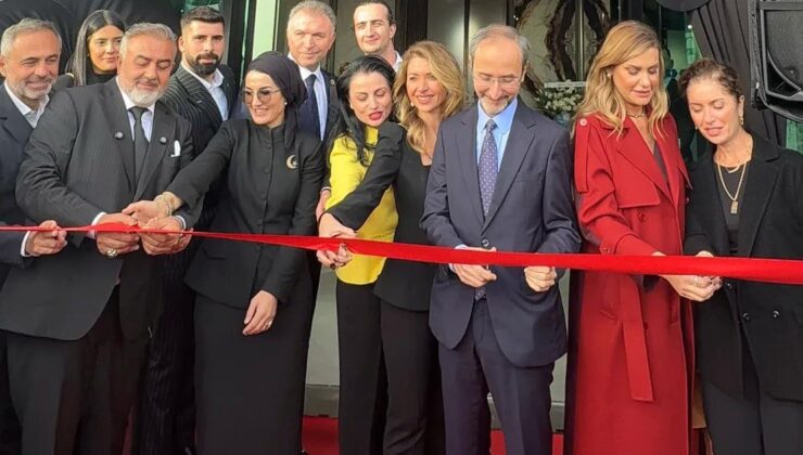 NG Kütahya Seramik ve Kütahya Porselen’den Paris’te Yeni Showroom