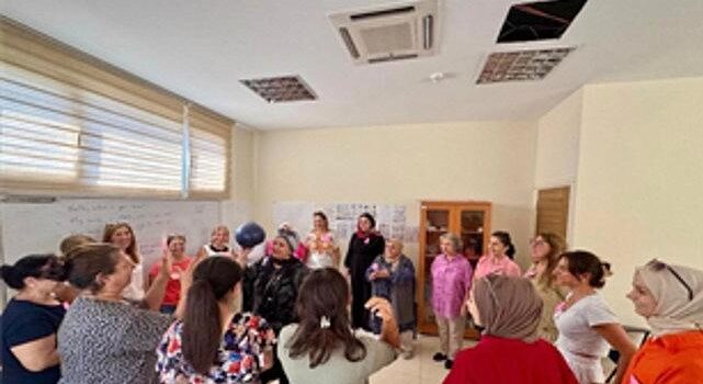 Örnekköy Bayan Dayanışma Merkezi’nde yabancı lisan kursları başladı
