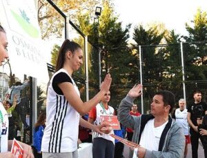 Osmangazi’de Basketler Cumhuriyet İçin Atıldı