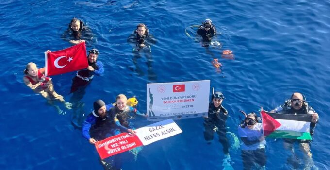 Şahika Ercümen Dünya Rekorunu Kırdı!