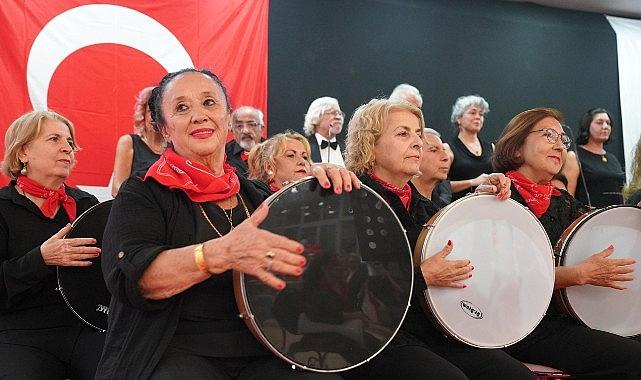 Seferihisar’da 29 Ekim Cumhuriyet Balosu’nda coşku dolu gece