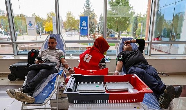 Selçuklu Belediyesi Personeli’nden Kızılay’a Kan Bağışı Dayanağı