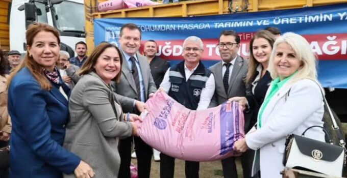 Silivri’de 200 Üreticiye 40 Ton Buğday Tohumu Teslim Edildi