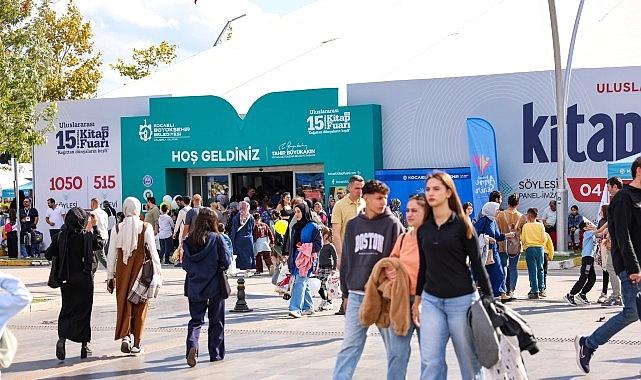 Sumud Filosu yolcuları Kitap Fuarı’na geliyor