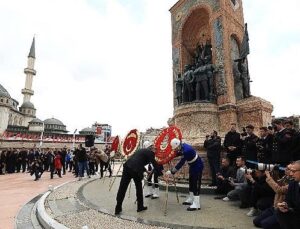 Taksim’de Cumhuriyet’in 102. Yıl Kutlaması