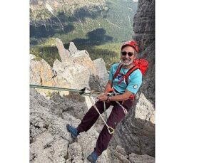 TEGV eğitim gönüllüsü M. Sacit Fazilet, Dolomoti Dağlarına tırmanışıyla 350 çocuğun eğitimine dayanak oldu