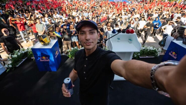 Toprak Razgatlıoğlu, Memleketi Alanya’da Coşkuyla Karşılandı