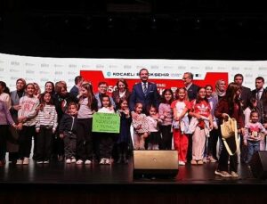 Türk Dünyası’nın geleceği Kitap Fuarı’nda konuşuldu