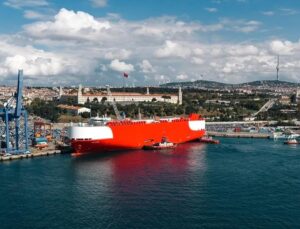 United Global Ro-Ro, AD Ports Group’un İki PCTC Feeder Gemisi ile Otomotiv Lojistiği Kapasitesini Genişletiyor