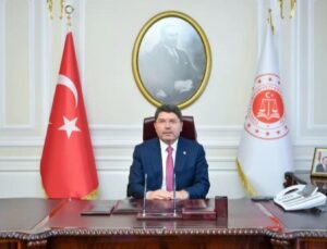 Yargıya Taze Kan: Adalet Bakanı Tunç, 1000 Hâkim ve Savcı Yardımcısı Alımı Müjdesini Duyurdu!