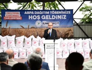 Yeşilyurt Belediyesi’nden Küçükbaş Hayvan Yetiştiricilerine 50 Ton Arpa Desteği!