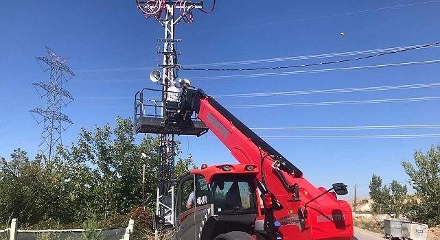 Yol ve Etraf Düzenlemeleri Sürüyor