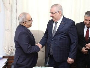 24 Kasım’da Edremit’te tüm okullar ziyaret edildi