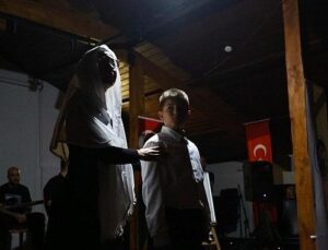 Atatürk, Efes Selçuk’ta Müzikler ve Şiirlerle Anıldı