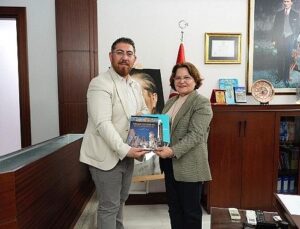 Aydın Büyükşehir Gazeteciler Cemiyeti İdaresi, Lider Hatice Gençay’ı Ziyaret Etti