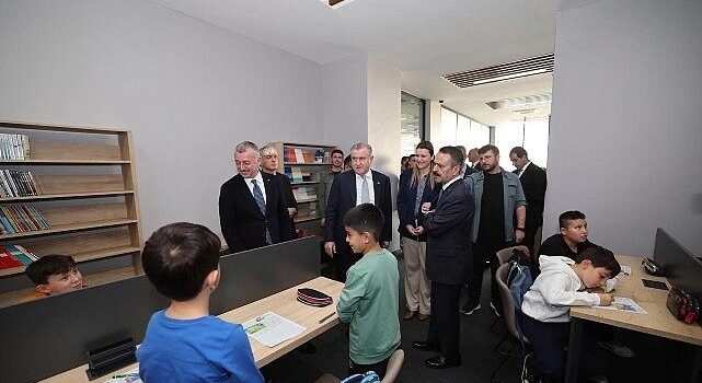 Bakan Bak, Hasan Doğan Bilgievi ve Atlet Eğitim Merkezi’ni gezdi