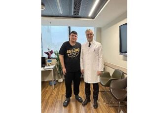 Beyin pili ameliyatı, tik hastalığına (Tourette sendromu) umut oldu