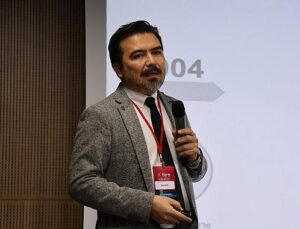 Bilişim Fuarı’nda şimdiki teknolojiler masaya yatırıldı