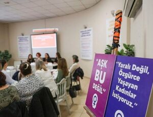 Buca’da Türk dizilerinde romantize edilen şiddet tartışıldı