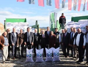 Bursalı Çiftçinin Yüzü Gülüyor