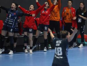 Büyükşehir Belediyespor EHF Avrupa Kupası’nda Tur Kapısını Araladı